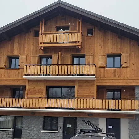 Renove, Lumineux Et Calme, Au Centre Des Gets, Proche Pistes Et Commodites - Fr-1-598-158 *
