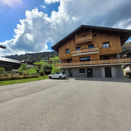 Renove, Lumineux Et Calme, Au Centre Des Gets, Proche Pistes Et Commodites - Fr-1-598-158 Les Gets